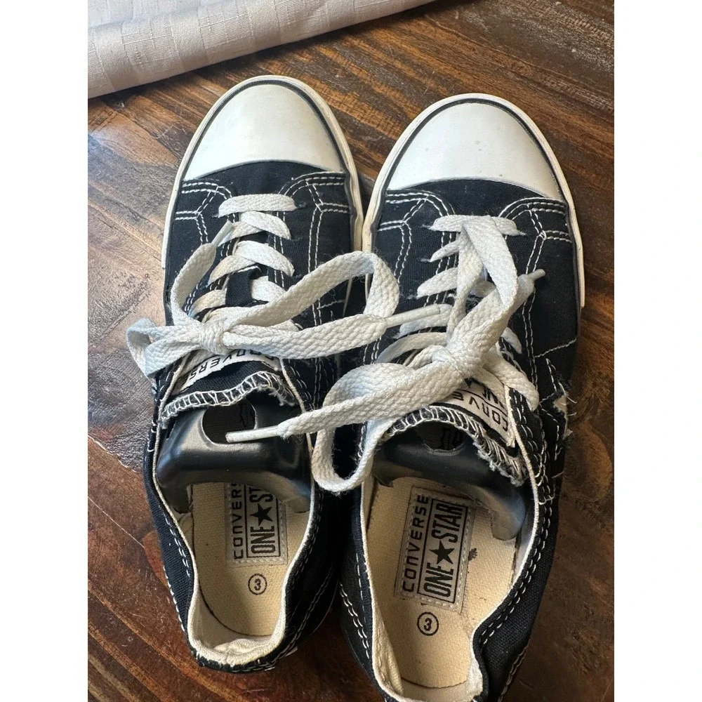 Converse One Star Black White Canvas Low Top Sneakers Junior Size 3 Skateboarder